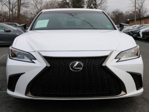 Used 2022 Lexus ES 350 F Sport w/ Accessory Package FWD image 2