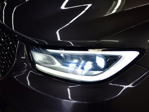 Used 2023 Chrysler Pacifica Touring-L image 33