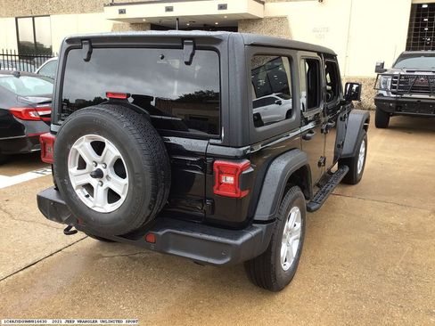 Used 2021 Jeep Wrangler Unlimited Sport AWD/4WD image 5