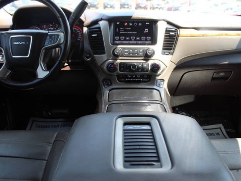 Used 2016 GMC Yukon Denali RWD image 21