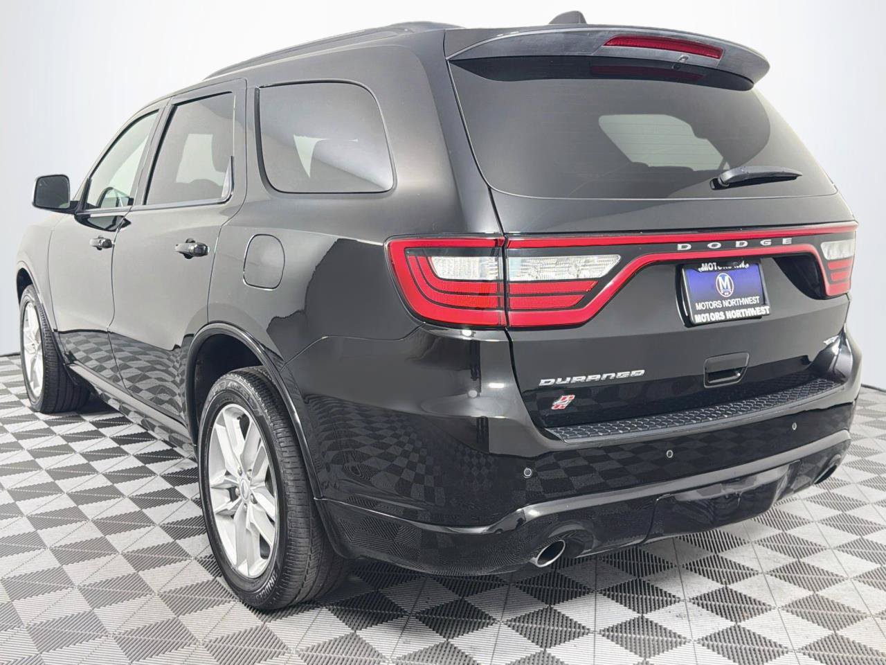 Used 2025 Dodge Durango GT AWD/4WD image 9