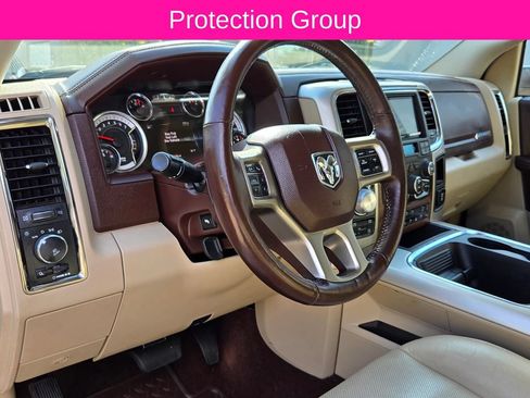 Used 2016 RAM 1500 Laramie w/ Convenience Group AWD/4WD image 13