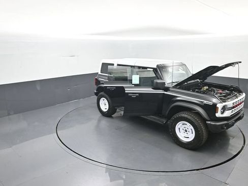 New 2026 Ford Bronco Heritage Edition AWD/4WD image 32