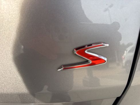 Used 2020 Kia Sportage S image 15