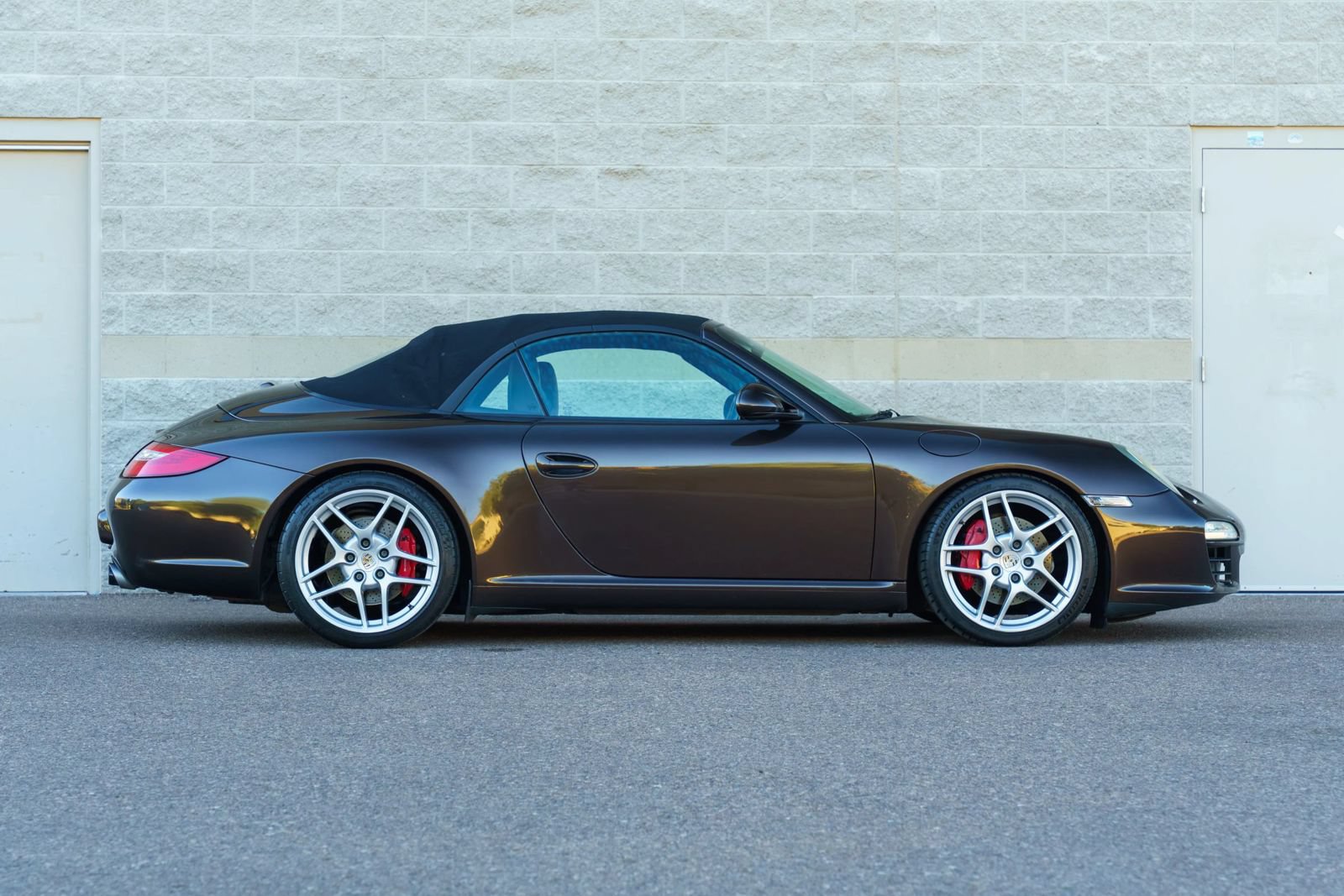 Used 2010 Porsche 911 Carrera S RWD image 24