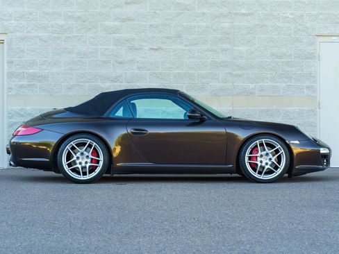 Used 2010 Porsche 911 Carrera S RWD image 24