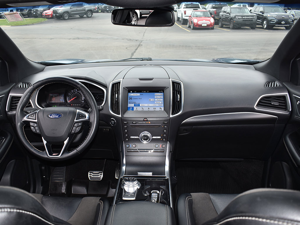 Used 2019 Ford Edge ST w/ Equipment Group 401A AWD/4WD image 4
