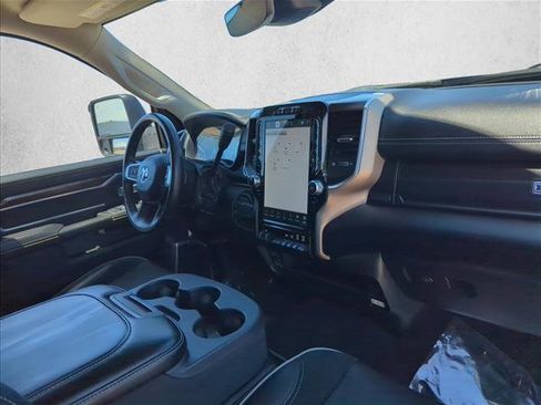 Used 2024 RAM 2500 Laramie w/ Safety Group AWD/4WD image 23