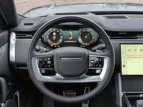 New 2026 Land Rover Range Rover Long Wheelbase SE AWD/4WD image 24