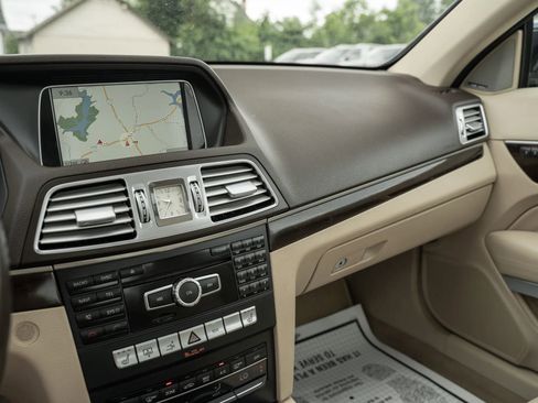 Used 2015 Mercedes-Benz E 400 Coupe w/ Premium 1 Package image 21
