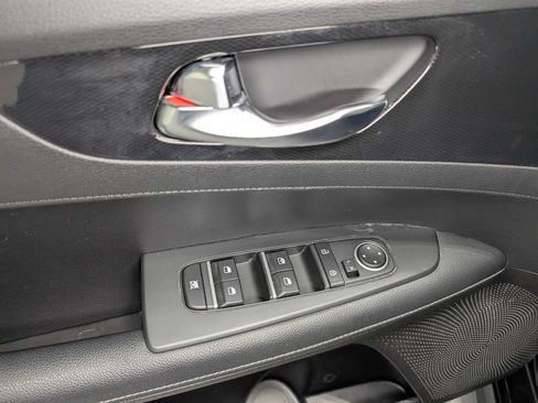 Certified 2023 Kia Forte GT-Line FWD image 35