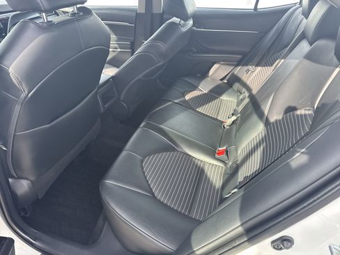 Used 2021 Toyota Camry SE image 21