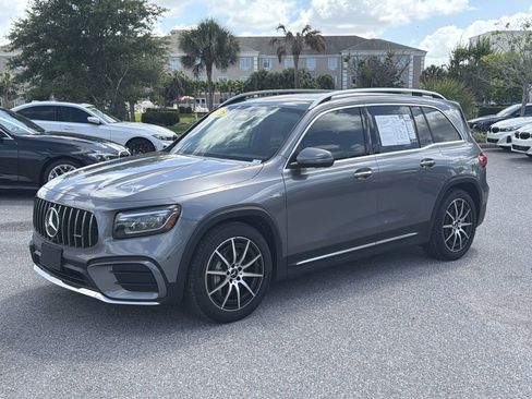 Used 2025 Mercedes-Benz GLB 35 AMG 4MATIC image 8