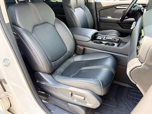 Used 2024 Honda Pilot EX-L image 17