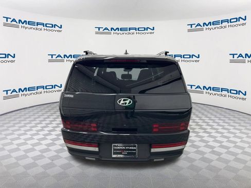 Used 2025 Hyundai Santa Fe Limited FWD image 4