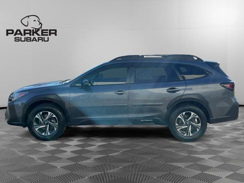 Certified 2025 Subaru Outback Onyx Edition image 2