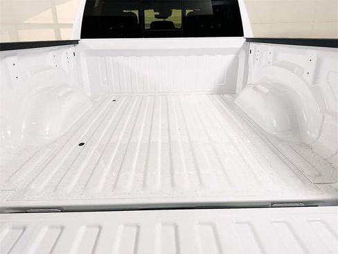 New 2026 RAM 1500 Big Horn AWD/4WD image 9