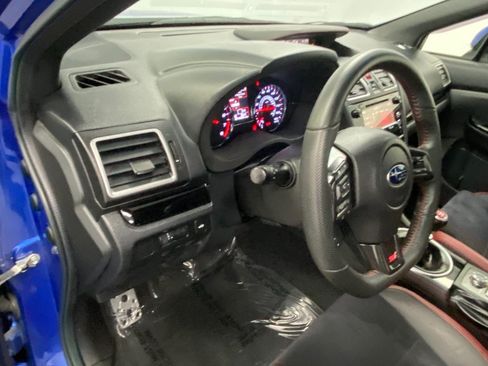 Used 2018 Subaru WRX STI AWD/4WD image 40