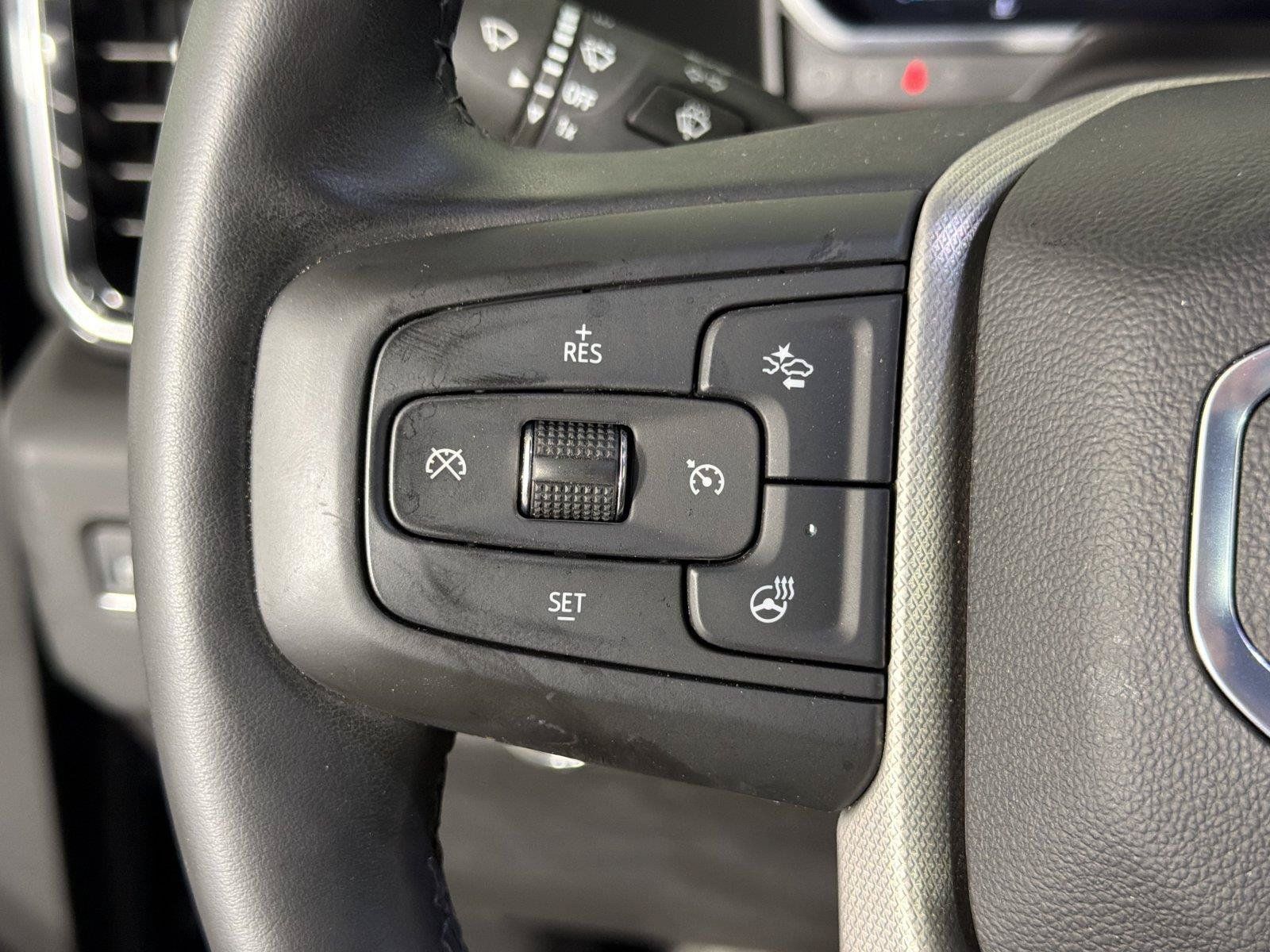 Used 2025 GMC Sierra 2500 Denali w/ Denali Reserve Package AWD/4WD image 12
