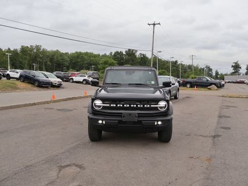 Used 2023 Ford Bronco Outer Banks AWD/4WD image 10