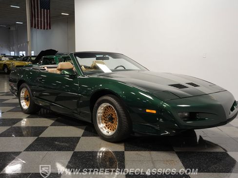 Used 1992 Pontiac Firebird Trans Am image 16