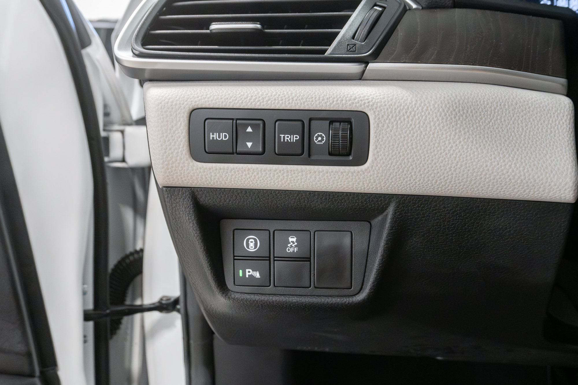 Used 2021 Honda Accord Touring image 14