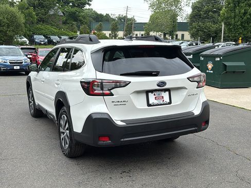 Certified 2025 Subaru Outback Premium AWD/4WD image 8