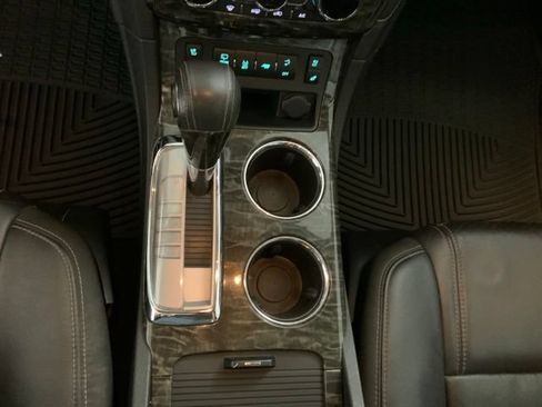 Used 2014 Buick Enclave Premium w/ Trailering Provision Package FWD image 21