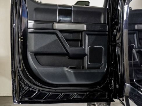 Used 2022 Ford F250 Platinum w/ FX4 Off-Road Package image 38