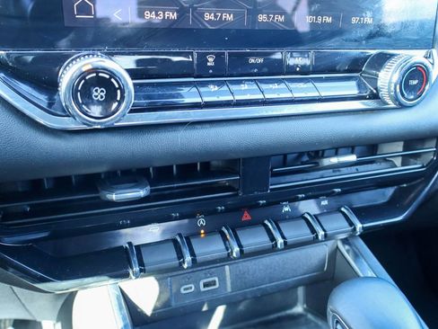 Used 2023 GMC Canyon Elevation w/ Trailering Package image 15