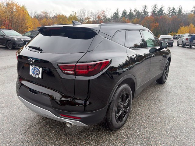 New 2026 Chevrolet Blazer LT w/ Midnight/Sport Edition AWD/4WD image 7