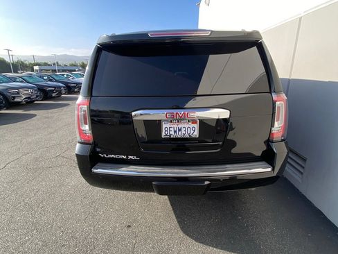 Used 2018 GMC Yukon XL Denali w/ Denali Ultimate Package RWD image 5
