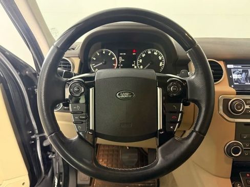 Used 2016 Land Rover LR4 HSE LUX image 17
