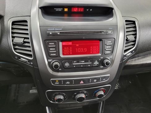 Used 2015 Kia Sorento LX FWD image 7
