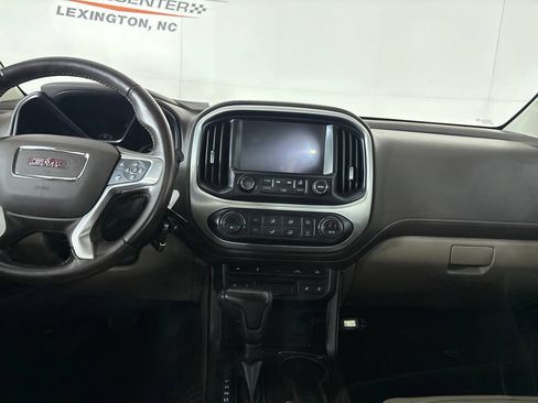 Used 2017 GMC Canyon SLT w/ Driver Alert Package AWD/4WD image 24