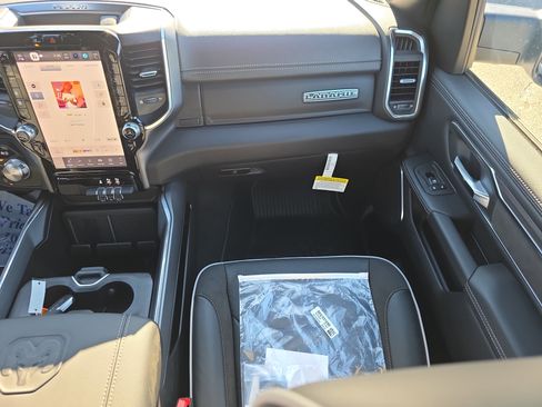 New 2026 RAM 1500 Laramie w/ Night Edition AWD/4WD image 16