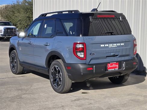 New 2025 Ford Bronco Sport Outer Banks image 6