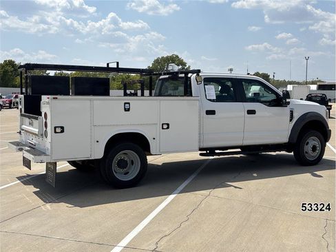 Used 2019 Ford F550 2WD Crew Cab Super Duty image 2