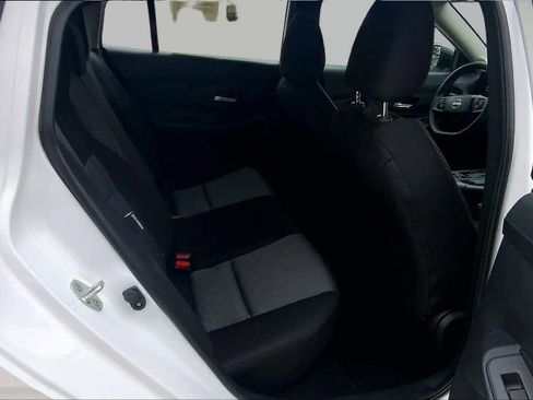 Used 2026 Nissan Sentra SV w/ SV Convenience Package FWD image 20