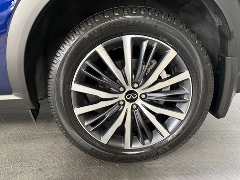 Used 2023 INFINITI QX60 Sensory w/ Vision Package AWD/4WD image 7