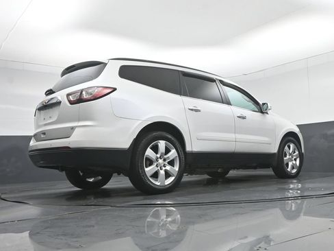 Used 2017 Chevrolet Traverse LT w/ Style and Technology Package AWD/4WD image 62