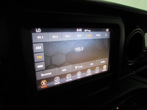 Used 2021 Jeep Wrangler Unlimited Sport AWD/4WD image 26