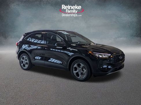 New 2026 Ford Escape ST-Line w/ Tech Pack #1 AWD/4WD image 3