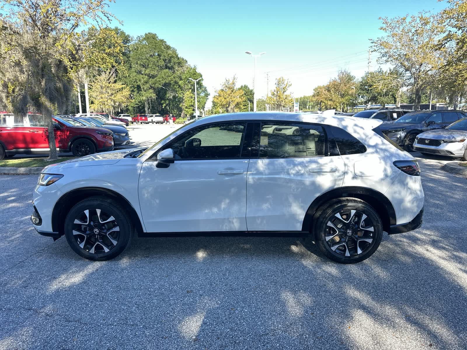 New 2027 Honda HR-V EX-L image 3