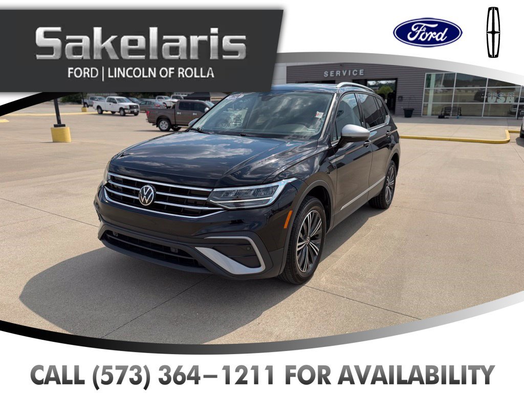 Used 2024 Volkswagen Tiguan Wolfsburg Edition AWD/4WD image 1