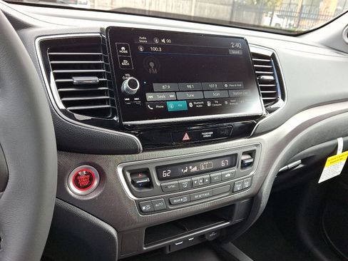 New 2025 Honda Ridgeline Sport image 11