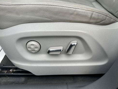 Used 2013 Audi Q5 2.0T Premium w/ Convenience Pkg image 19