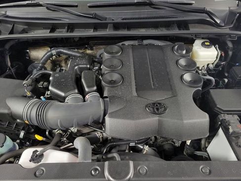 Used 2022 Toyota 4Runner Limited image 13