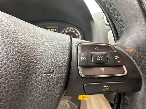 Used 2015 Volkswagen Eos Komfort FWD image 26