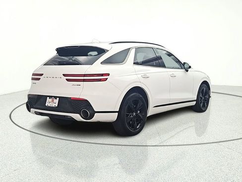 Used 2022 Genesis GV70 3.5T Sport w/ Cargo Package AWD/4WD image 7